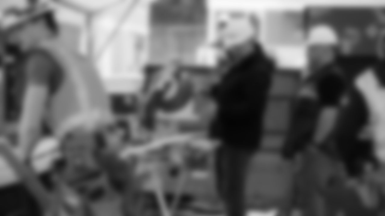 In recognition of Salute to Service Month, the Seahawks and Starbucks joined forces to learn, share, and build together to help provide affordable, stable housing to Veterans in our community.