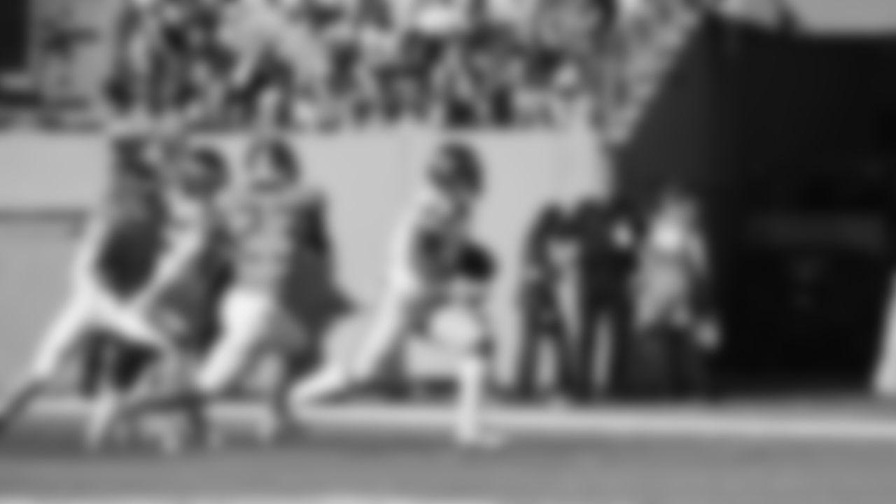 Seahawks at Titans on November 23, 2025