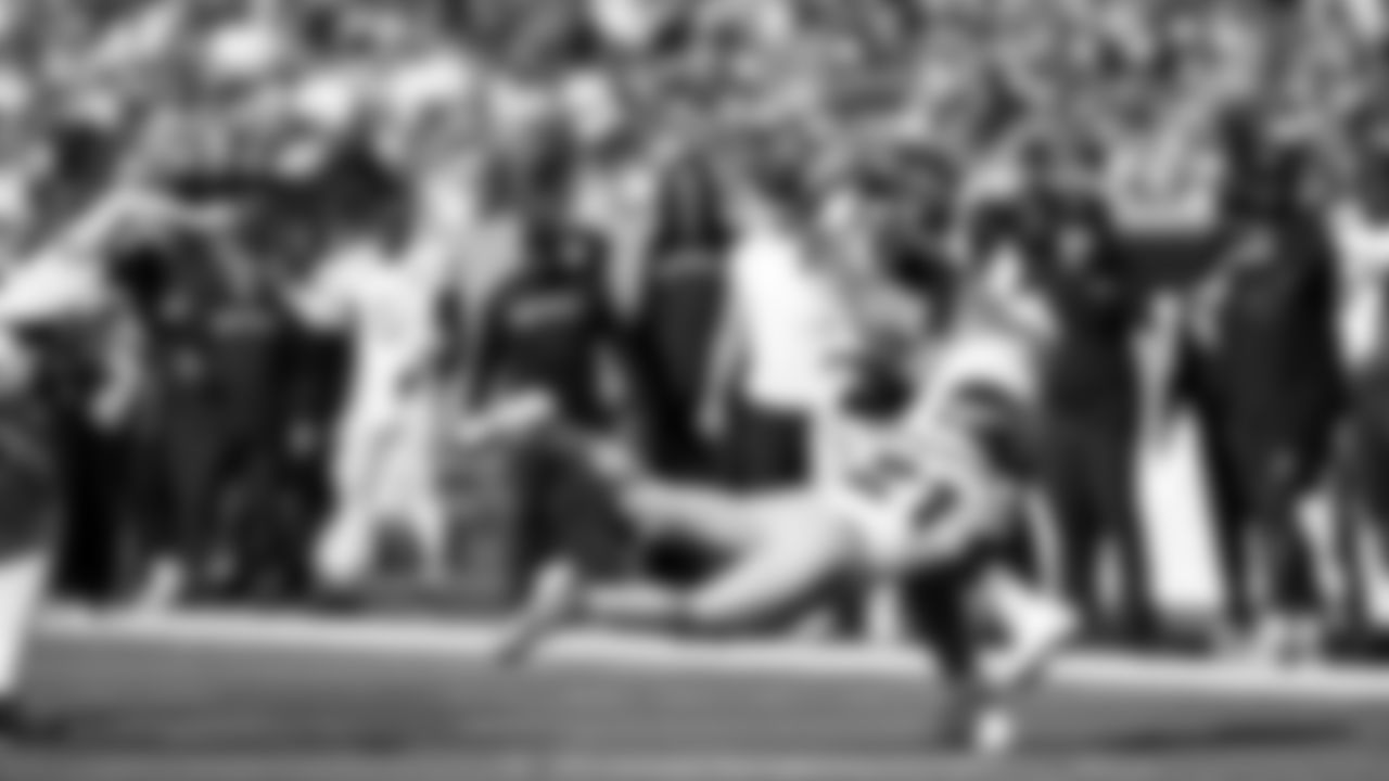 Seahawks at Titans on November 23, 2025