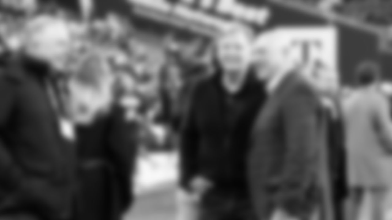 Seahawks president Chuck Arnold, NFL commissioner Roger Goodell and Seahawks vice-chair Bert Kolde chat on the sidelines before the game.