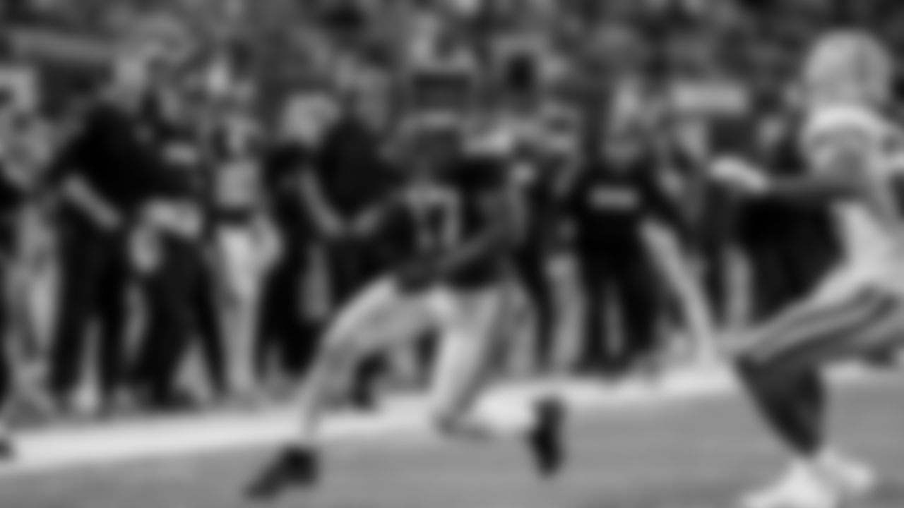 Minnesota Vikings running back Cam Akers (27) runs for yardage against the Green Bay Packers during an NFL football game, Sunday, Dec. 29, 2024 in Minneapolis. The Vikings defeated the Packers, 27-25. (G. Newman Lowrance via AP)