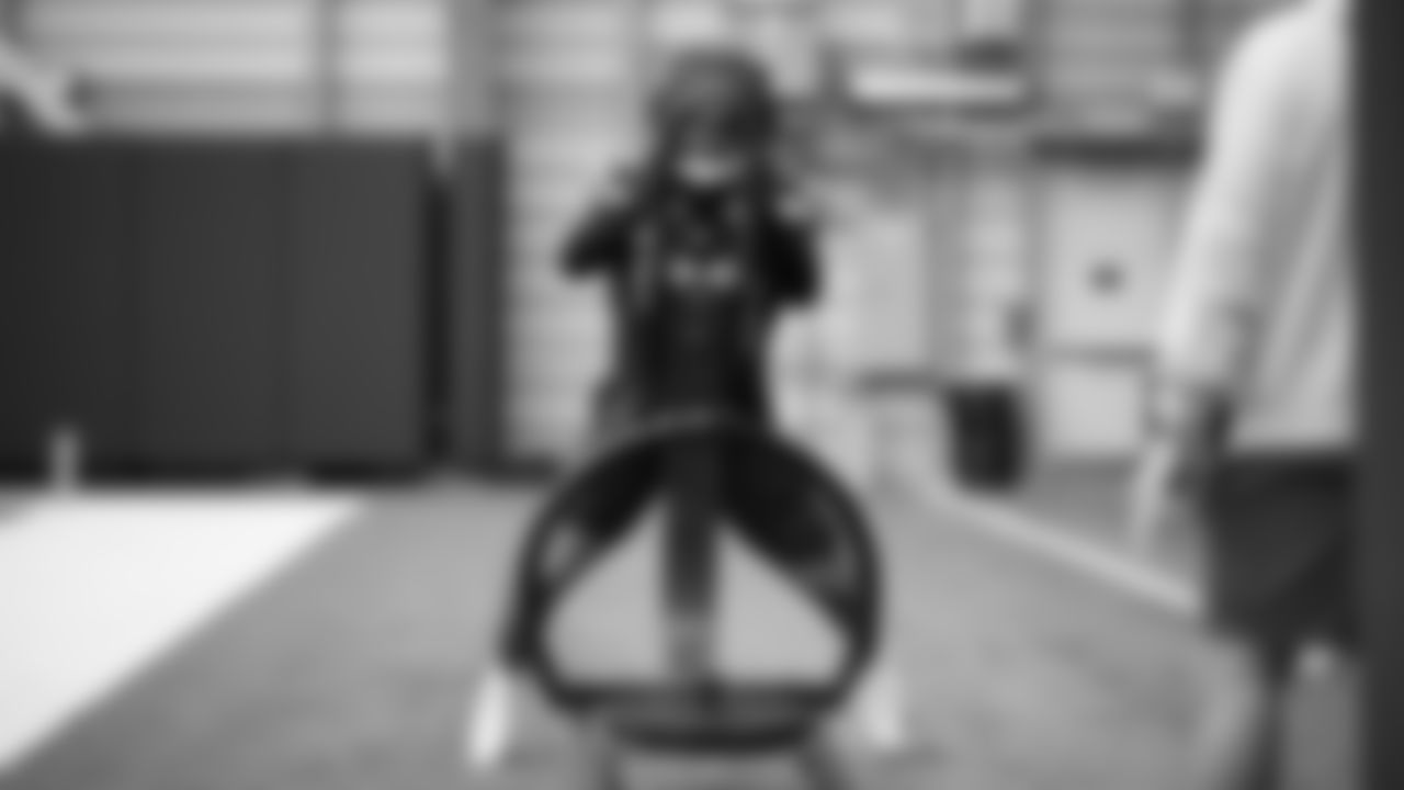 Seahawks linebacker Chris Paul Jr. (49) practiced on Thursday, November 13, 2025 at the Virginia Mason Athletic Center.