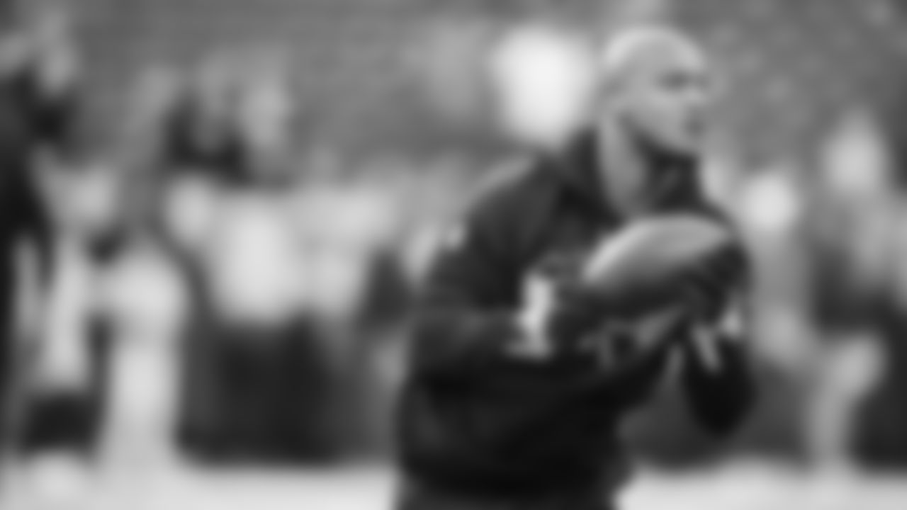 Seahawks running back Kenneth Walker III (9) warms up at Lumen Field for the NFC divisional round game vs. the San Francisco 49ers on January 17, 2026.