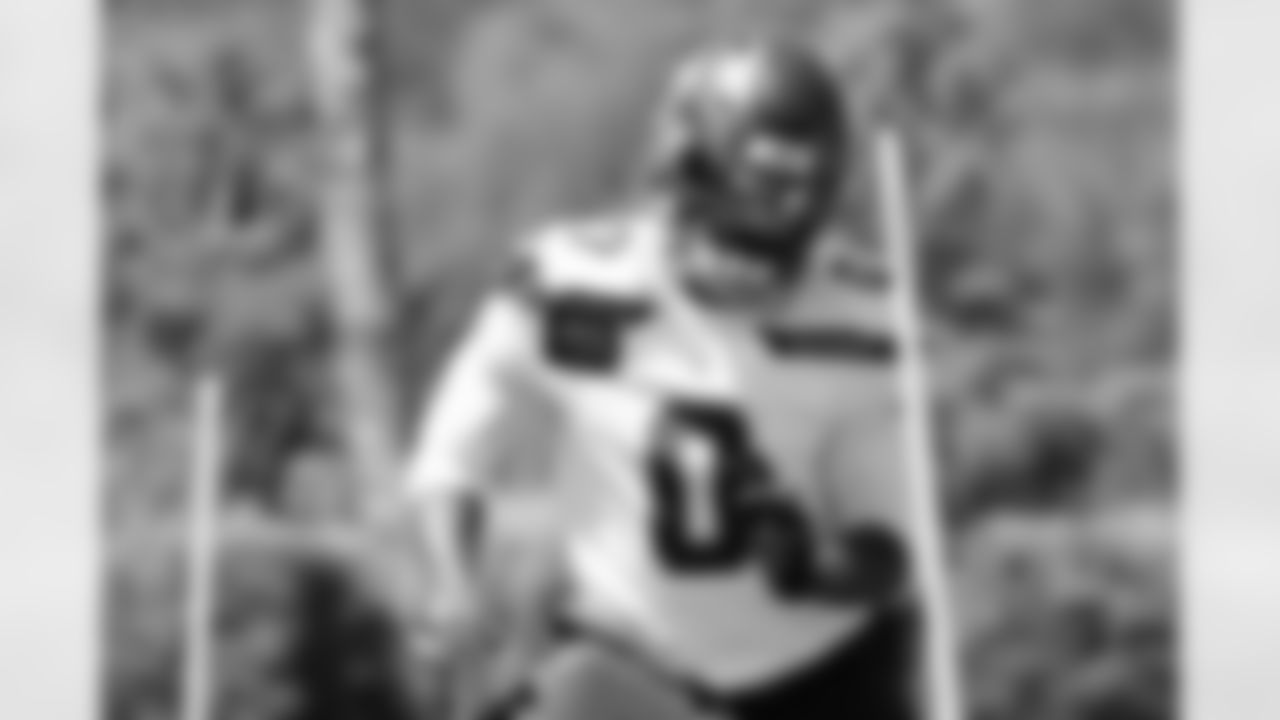 Seahawks defensive end DeMarcus Lawrence (0) participated in the Seahawks 2025 offseason workout program.