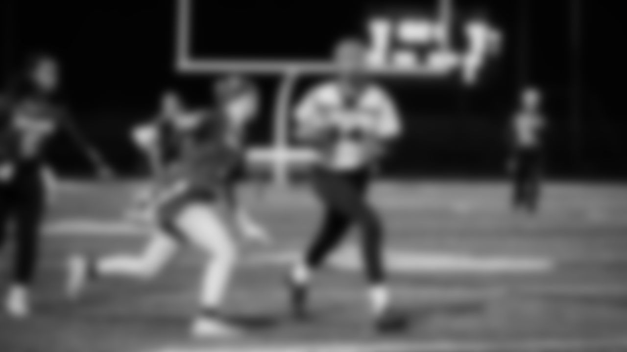 The Seahawks visited Tahoma High School on Tuesday, January 13, 2026 with Seahawks Legend Orlando Huff for the last Girls Flag Takeover of the season featuring the varsity game between Todd Beamer High School vs. Tahoma High School.