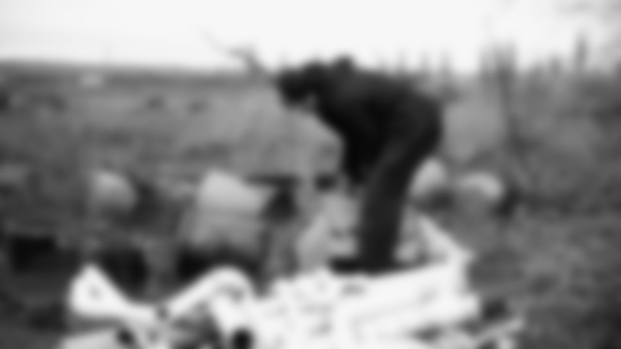 The Seahawks and Legend Norm Johnson spent the day volunteering at a farm in Snohomish County on January 8, 2026.