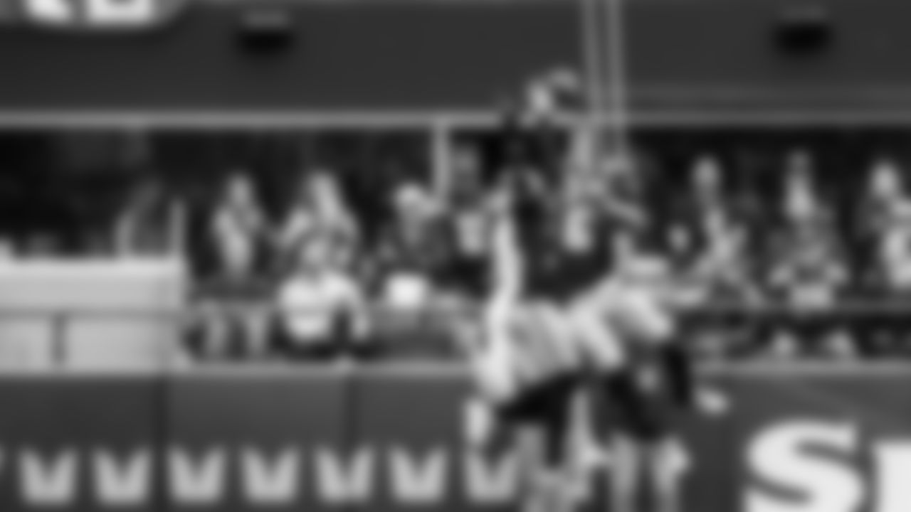 Seahawks safeties Quandre Diggs and Jamal Adams closed fast to knock this pass away in the end zone.