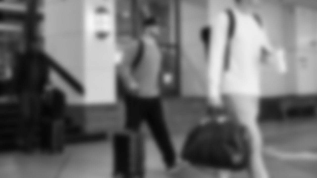 Seahawks quarterback Sam Darnold (14) departed the team hotel for the Week 14 matchup vs. the Atlanta Falcons.