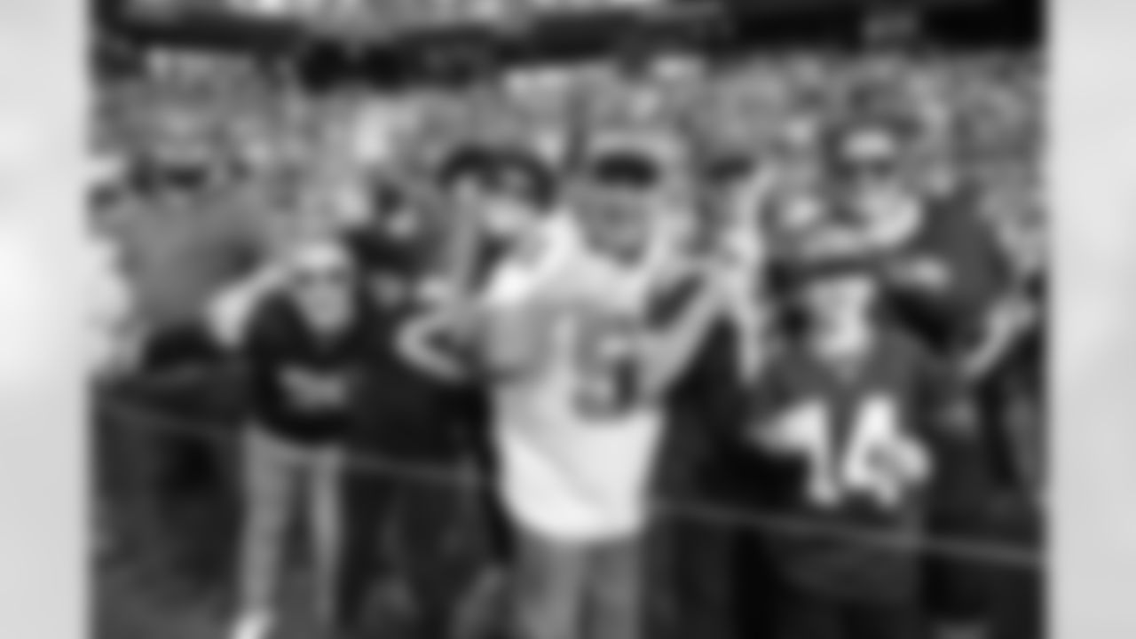 The 12s made the trip to Santa Clara to cheer on the Seahawks as they get set to face off against the 49ers in Week 14.