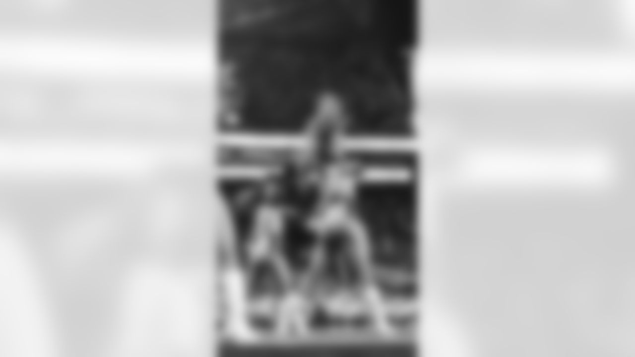 Seahawks Dancers During Week 16 Against the Rams on December 18th, 2025.