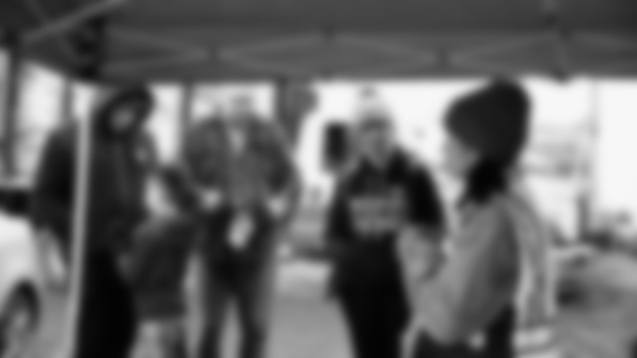 The Seahawks and Legend Norm Johnson spent the day volunteering at a farm in Snohomish County on January 8, 2026.