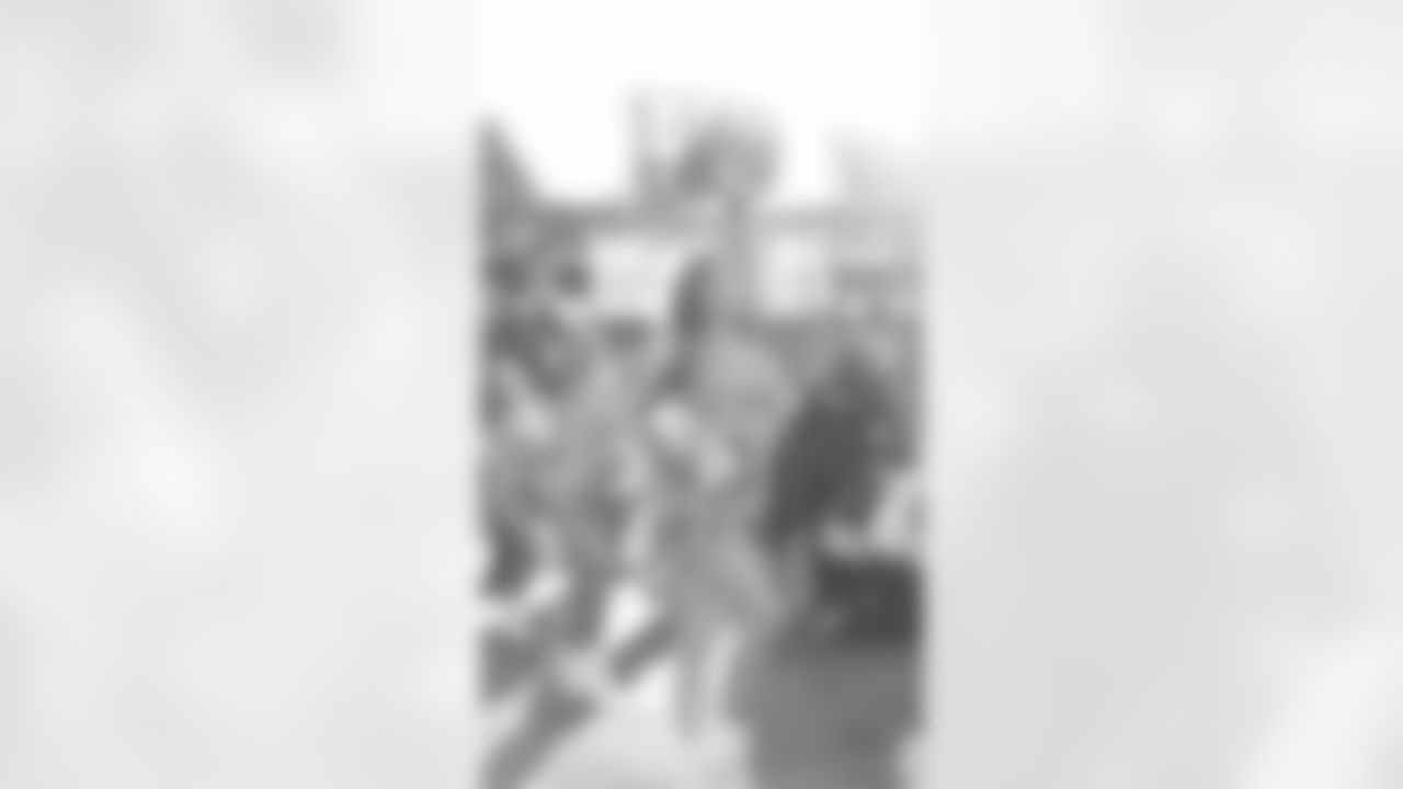 Seahawks Dancers For Week 13 On November 30th, 2025