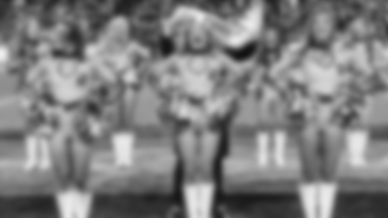 Congrats to Seahawks Pro Bowl Cheerleader, Ashli! Ashli was selected for the 2026 Pro Bowl and was recognized during Week 16 vs. the Los Angeles Rams on December 18, 2025 at Lumen Field.