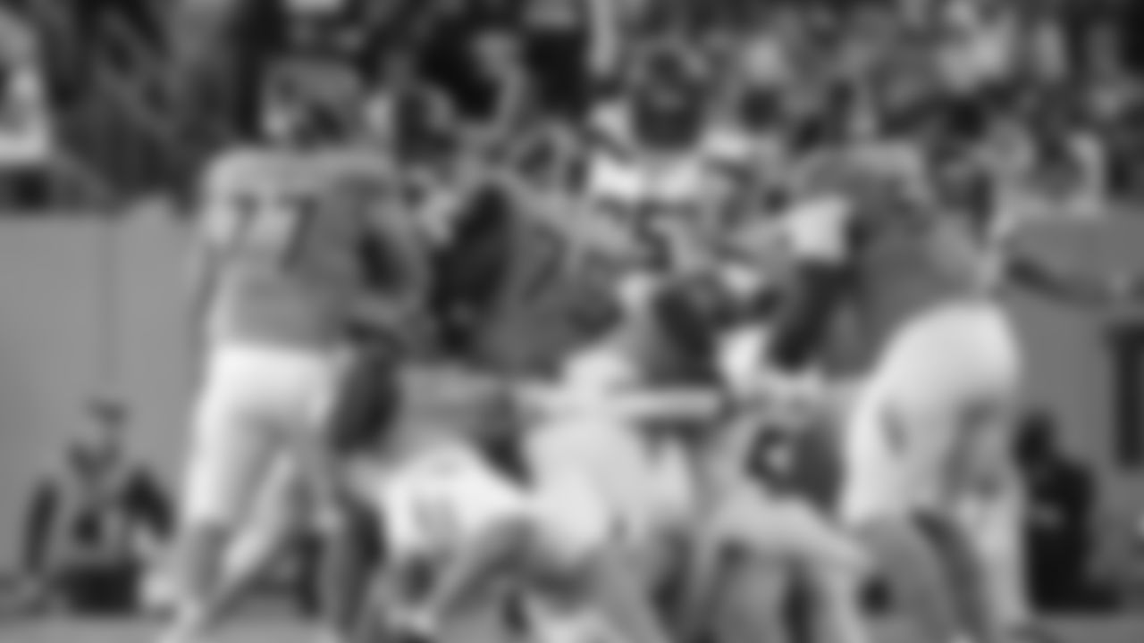 Seahawks at Titans on November 23, 2025