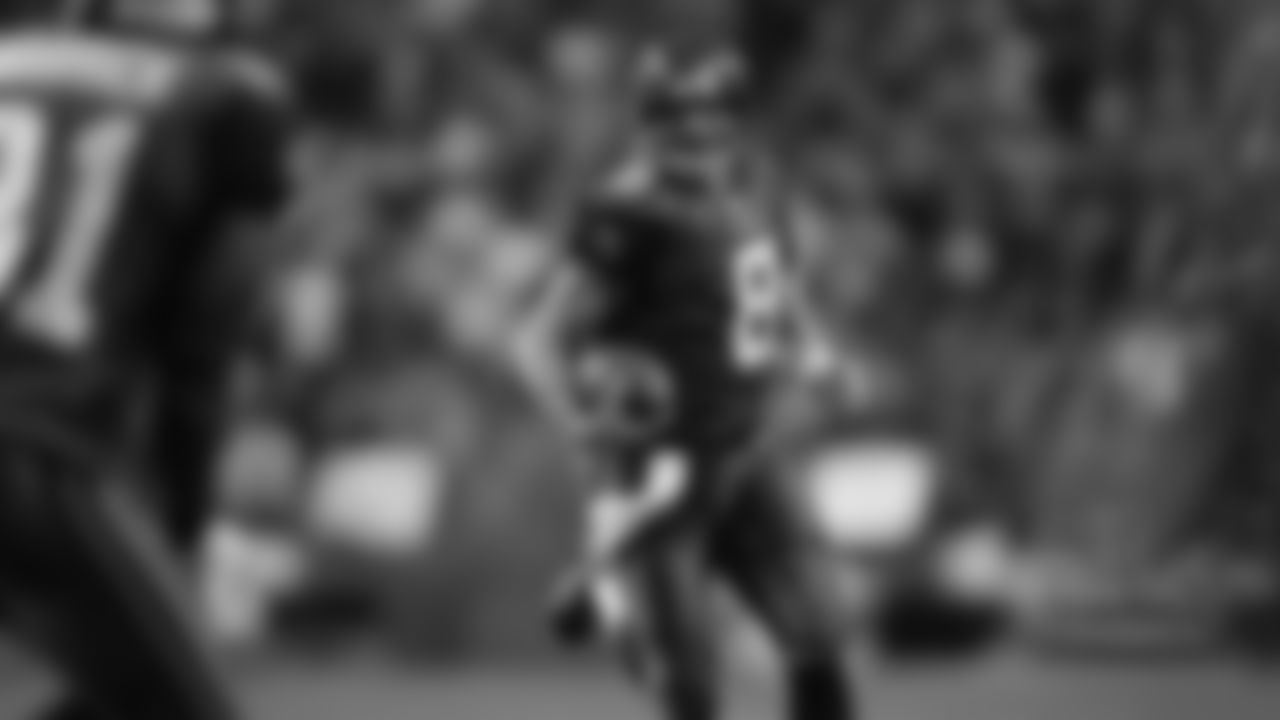 QB Matt Hasselbeck 2001-2010