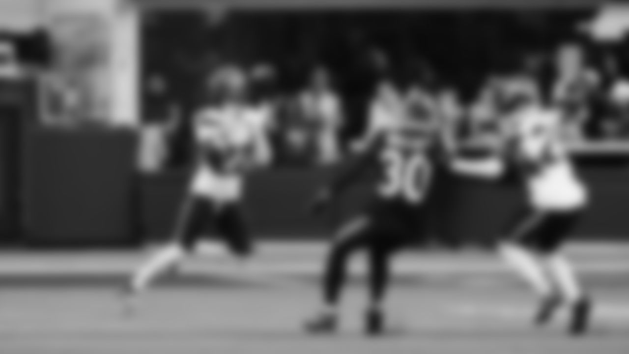 Seahawks at Rams on November 16, 2025