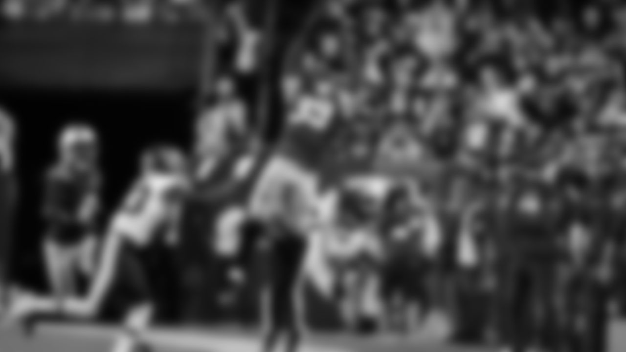 Seattle Seahawks at Washington Commanders for a week 9 throwback matchup on Nov 2, 2025