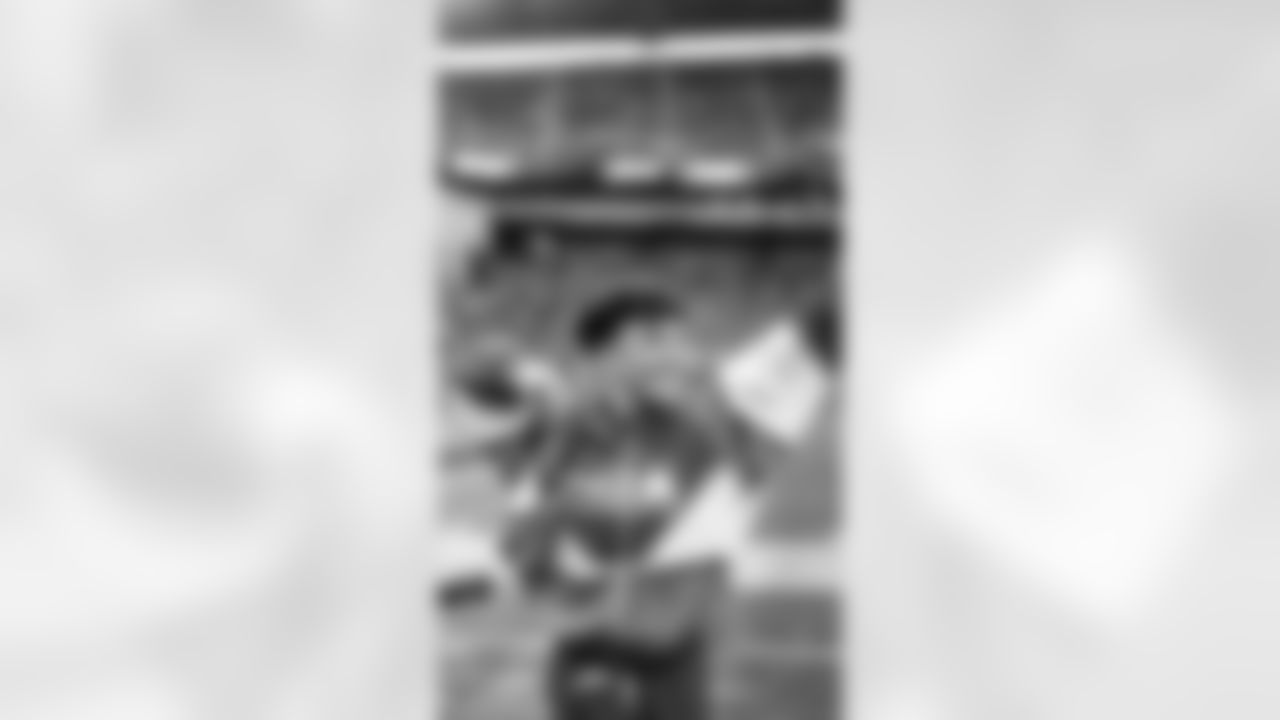 Seahawks Dancers For Week 13 On November 30th, 2025