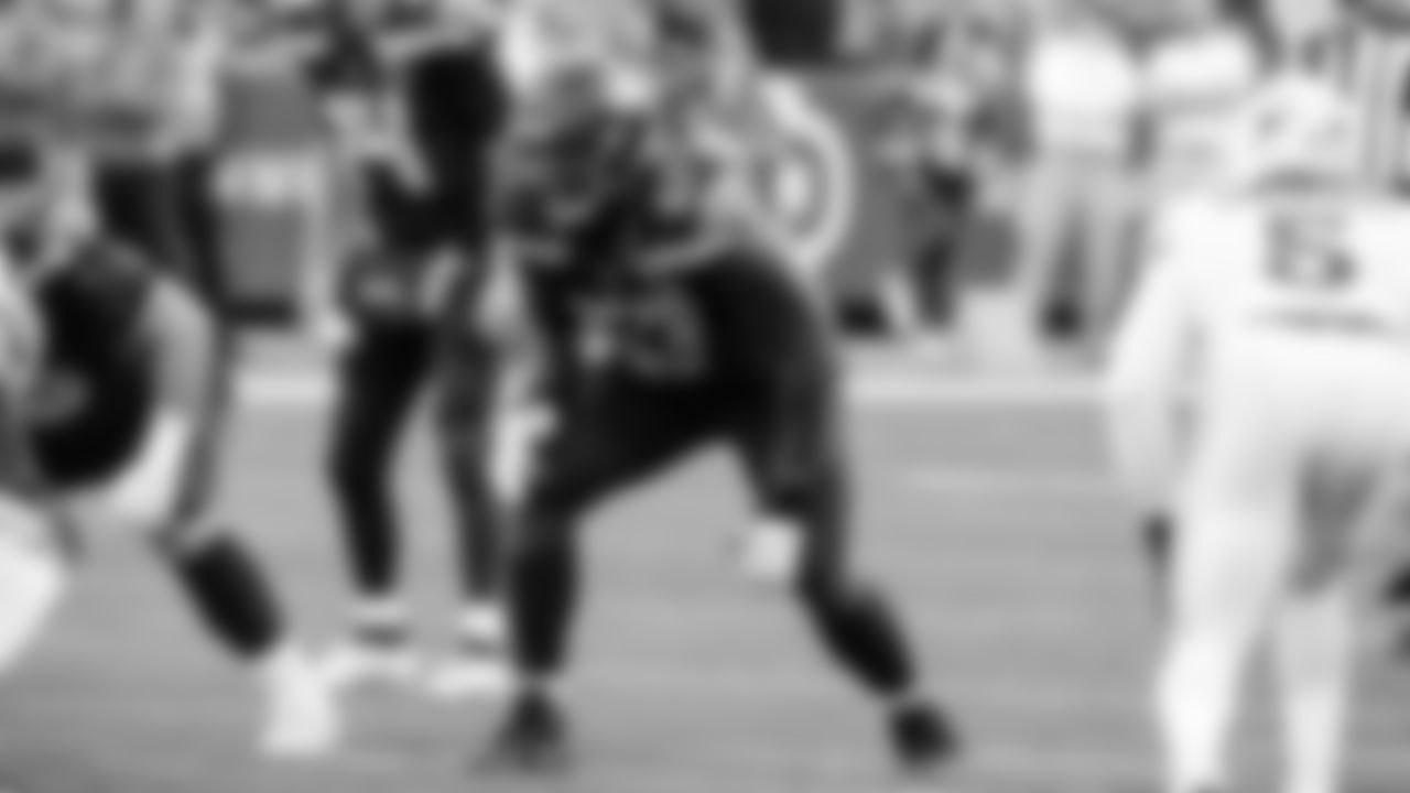 Seahawks tackle Charles Cross (67) vs. the Arizona Cardinals in Week 10.