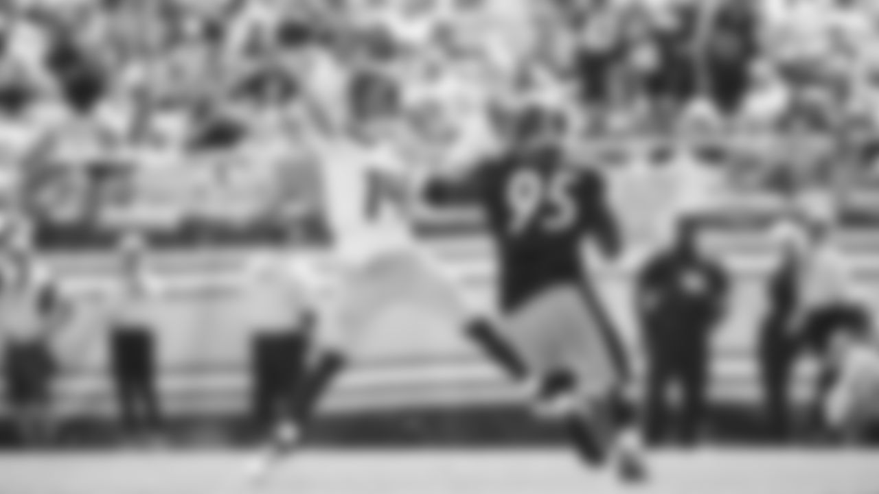 Seahawks quarterback Sam Darnold (14) at the Pittsburgh Steelers in Week 2.