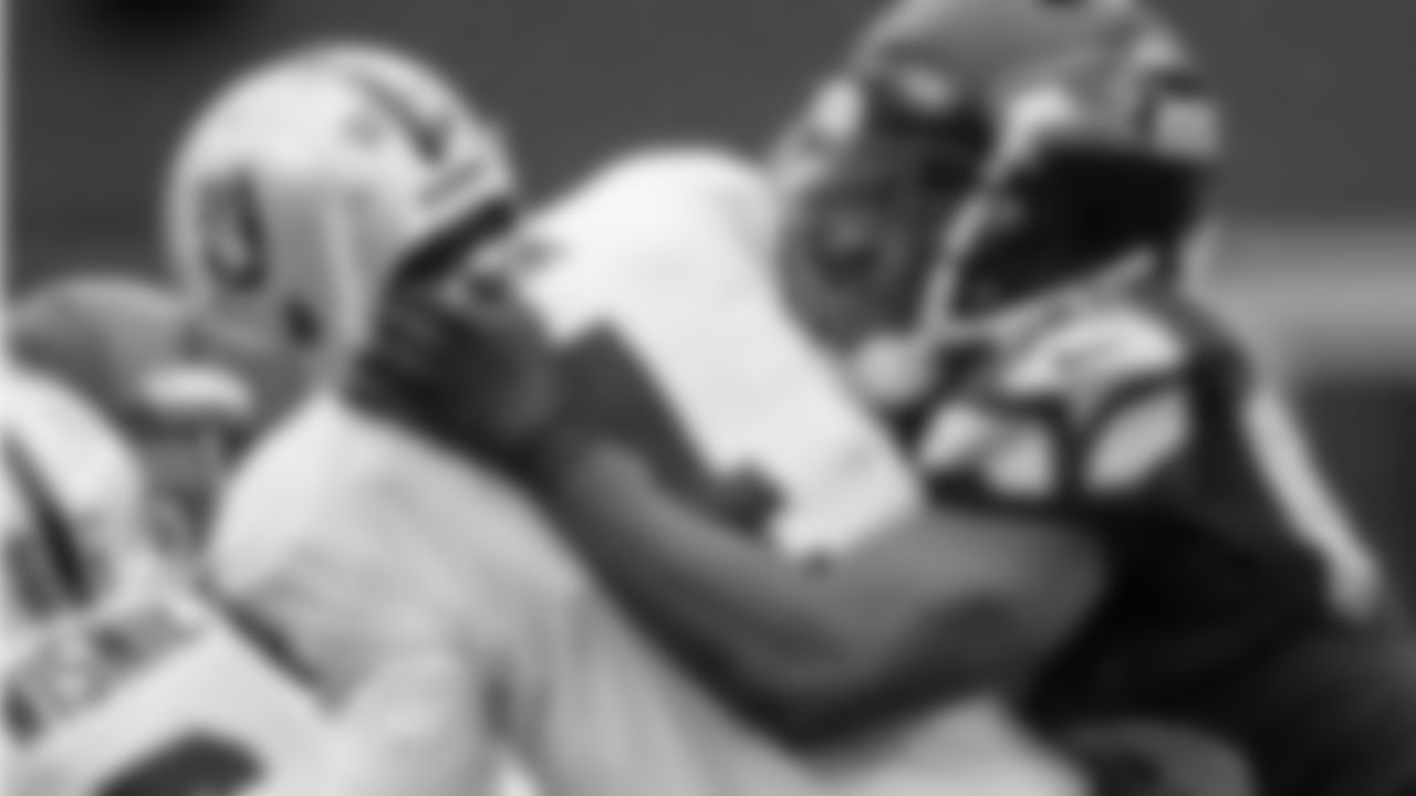DE Cliff Avril 2013-2017