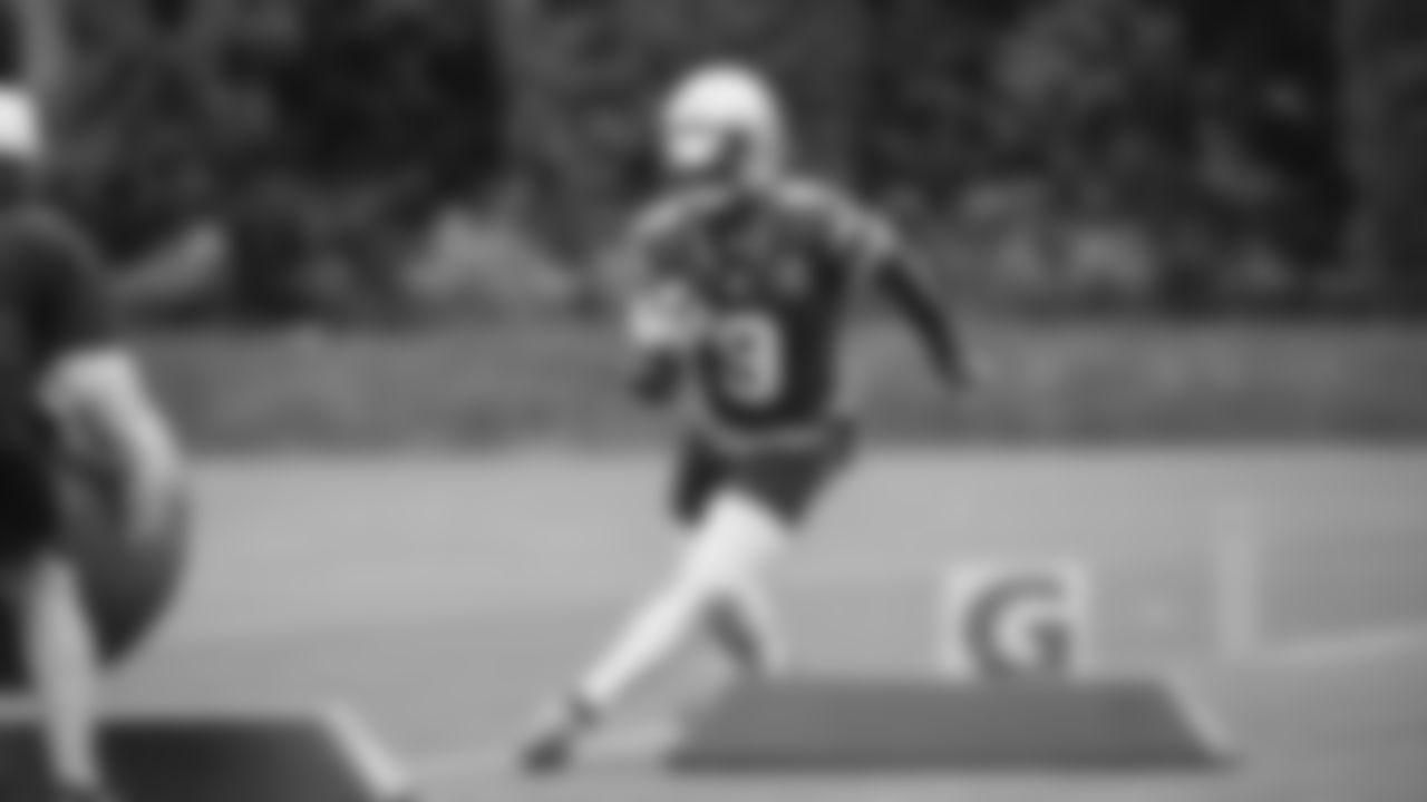 Seahawks running back Kenneth Walker III (9) practiced on Thursday, October 30, 2025 at the Virginia Mason Athletic Center.