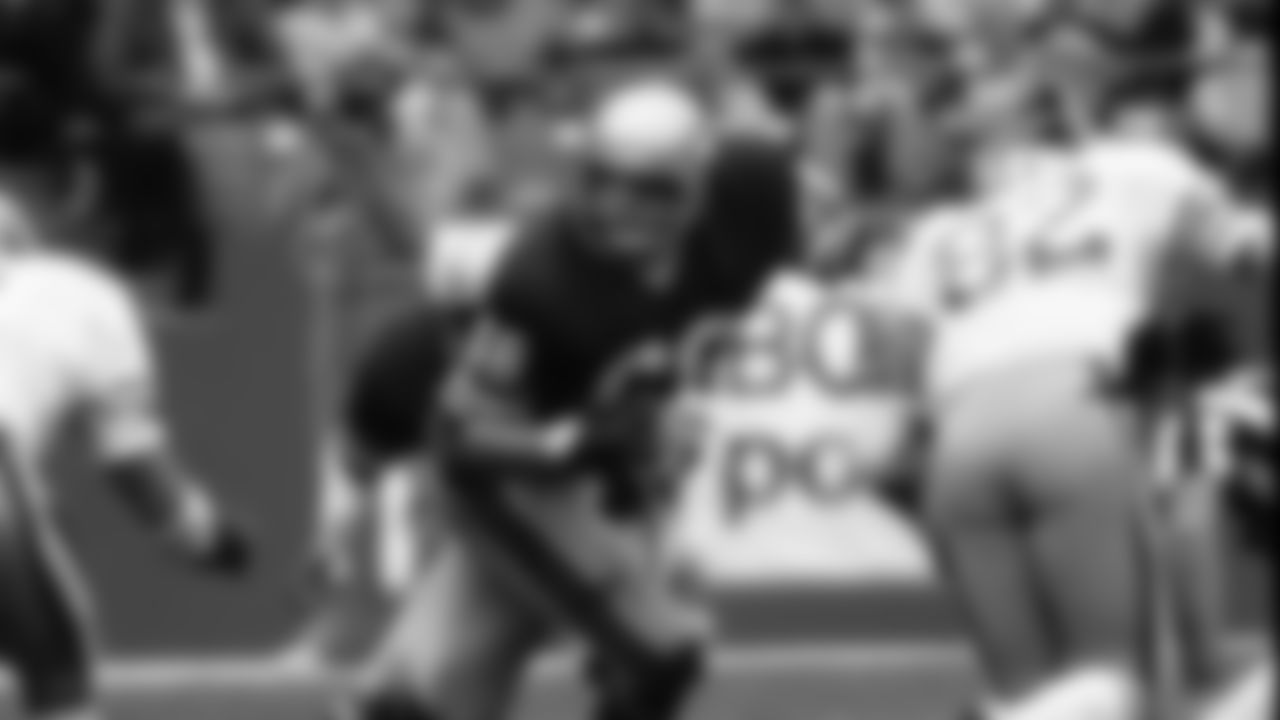 The Seahawks drafted Oregon State defensive tackle Dennis Boyd with the 58th overall pick in the 3rd round of the 1977 NFL Draft.