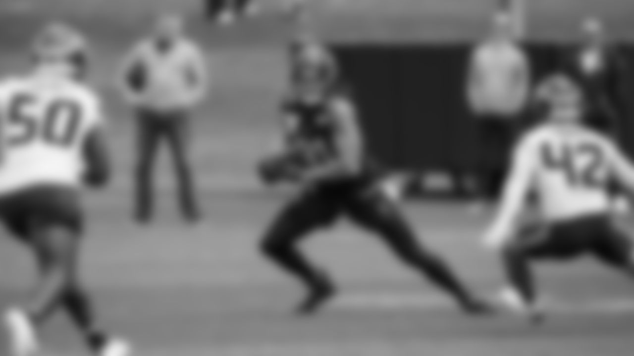 Seahawks tight end Eric Saubert (81) participated in a workout on day five of OTAs on Wednesday, June 4, 2025 at the Virginia Mason Athletic Center.