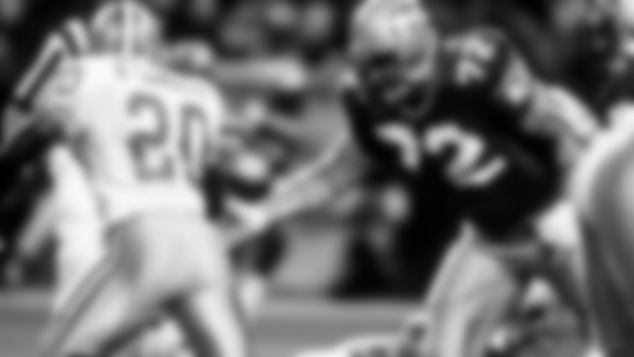 DT Joe Nash (72)