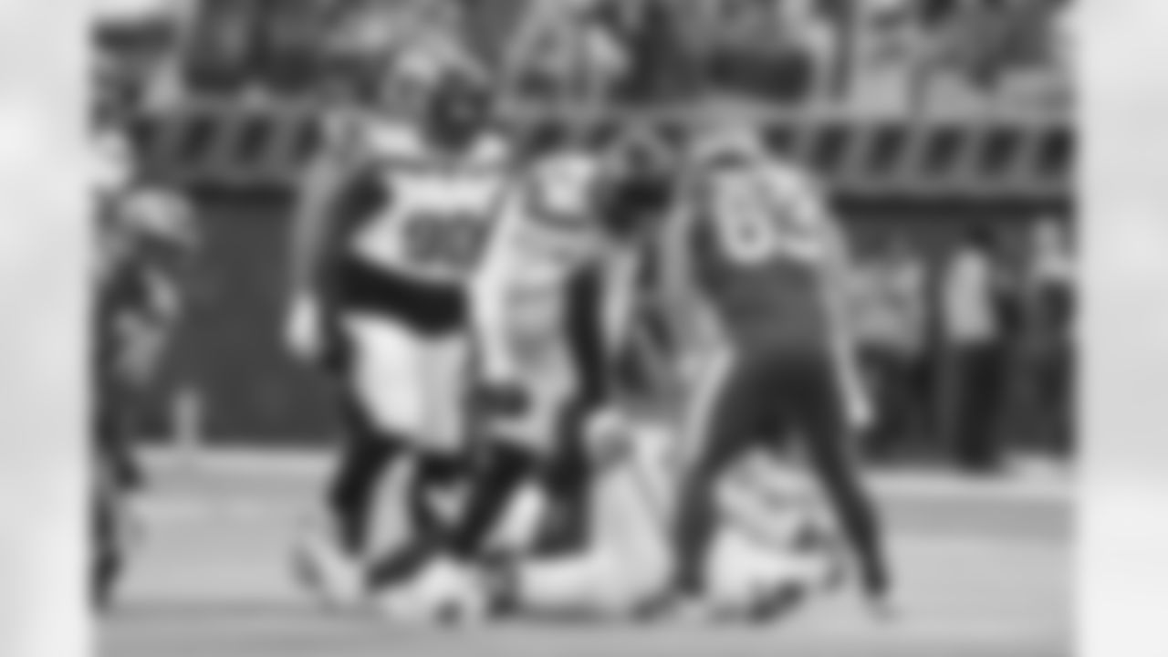Seahawks linebacker Ernest Jones IV (13) at the Week 18 matchup against the Los Angeles Rams at SoFi Stadium on Sunday, January 5, 2025.