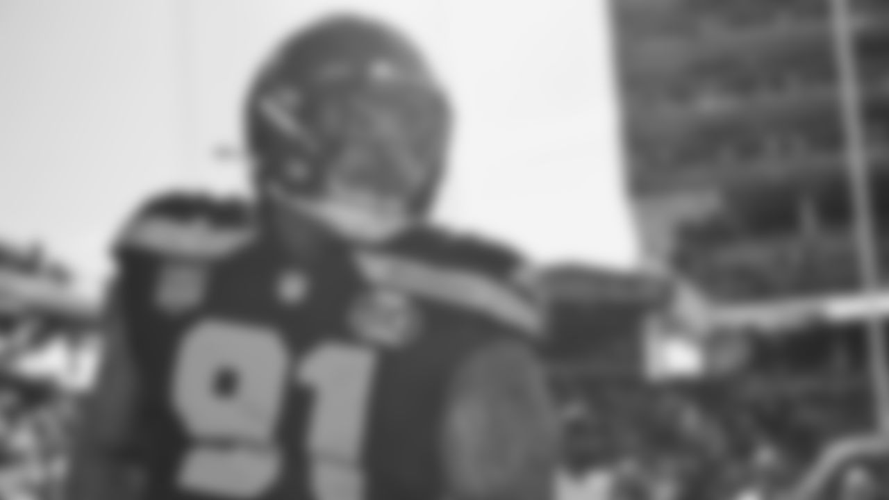 The Seahawks warm up ahead of Super Bowl LX vs. the Patriots at Levi's Stadium on Sunday, February 8, 2026.