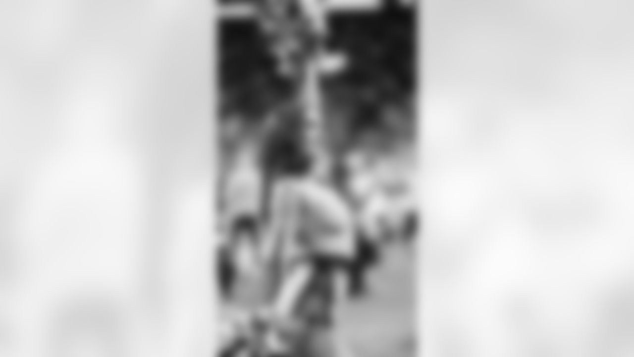 Seahawks Dancers During Week 16 Against the Rams on December 18th, 2025.