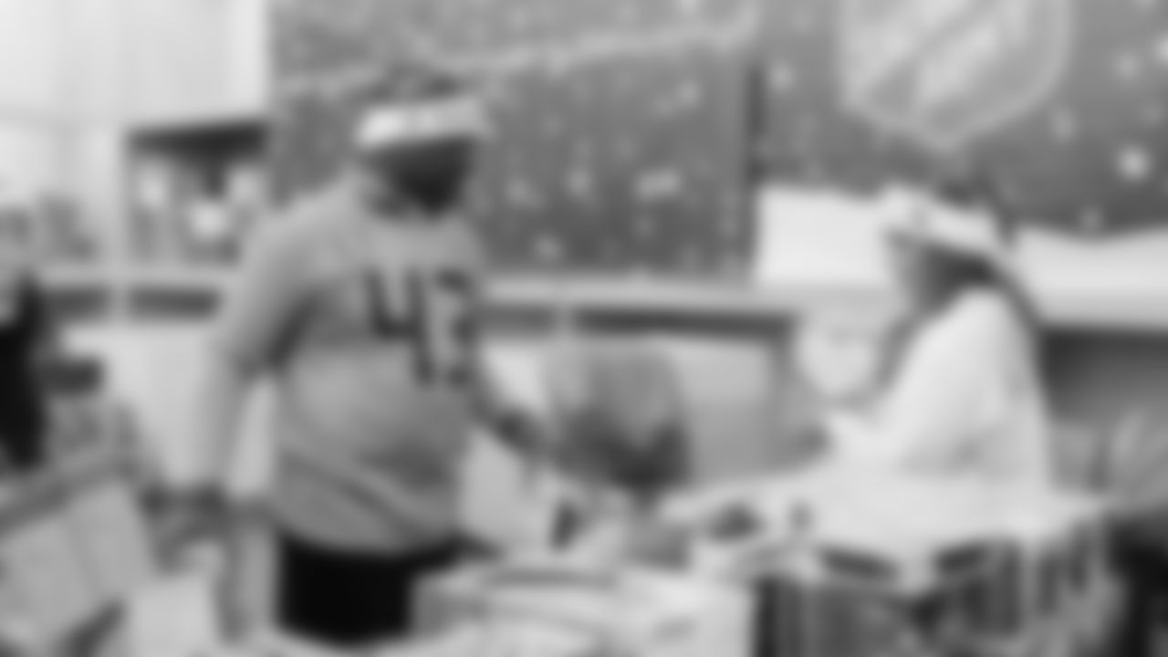 In spirit of the holiday season, the Seahawks volunteered on Wednesday, December 10th, 2025, at the Salvation Army Christmas Warehouse in Tukwila, WA, where they sorted donated toys and contributed $1,000 worth of additional toy donations.