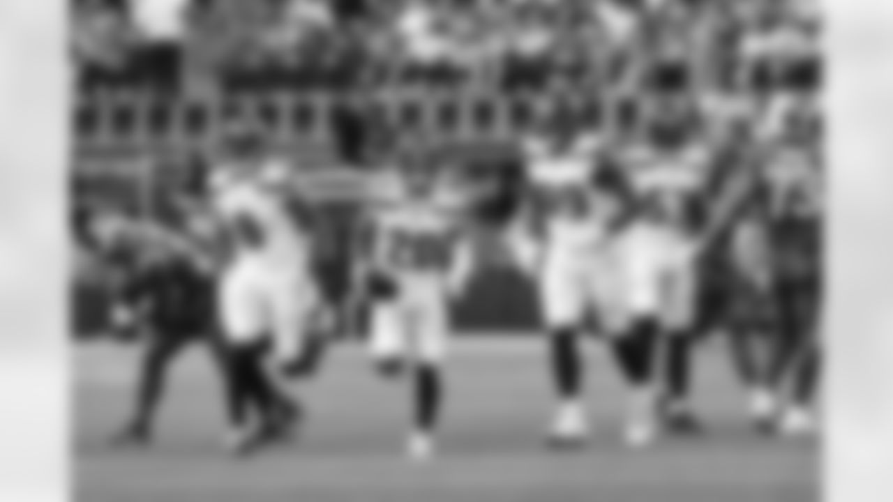 Seahawks free safety Coby Bryant (8), Seahawks free safety Julian Love (20), and Seahawks defensive end Leonard Williams (99) at the Week 18 matchup against the Los Angeles Rams at SoFi Stadium on Sunday, January 5, 2025.