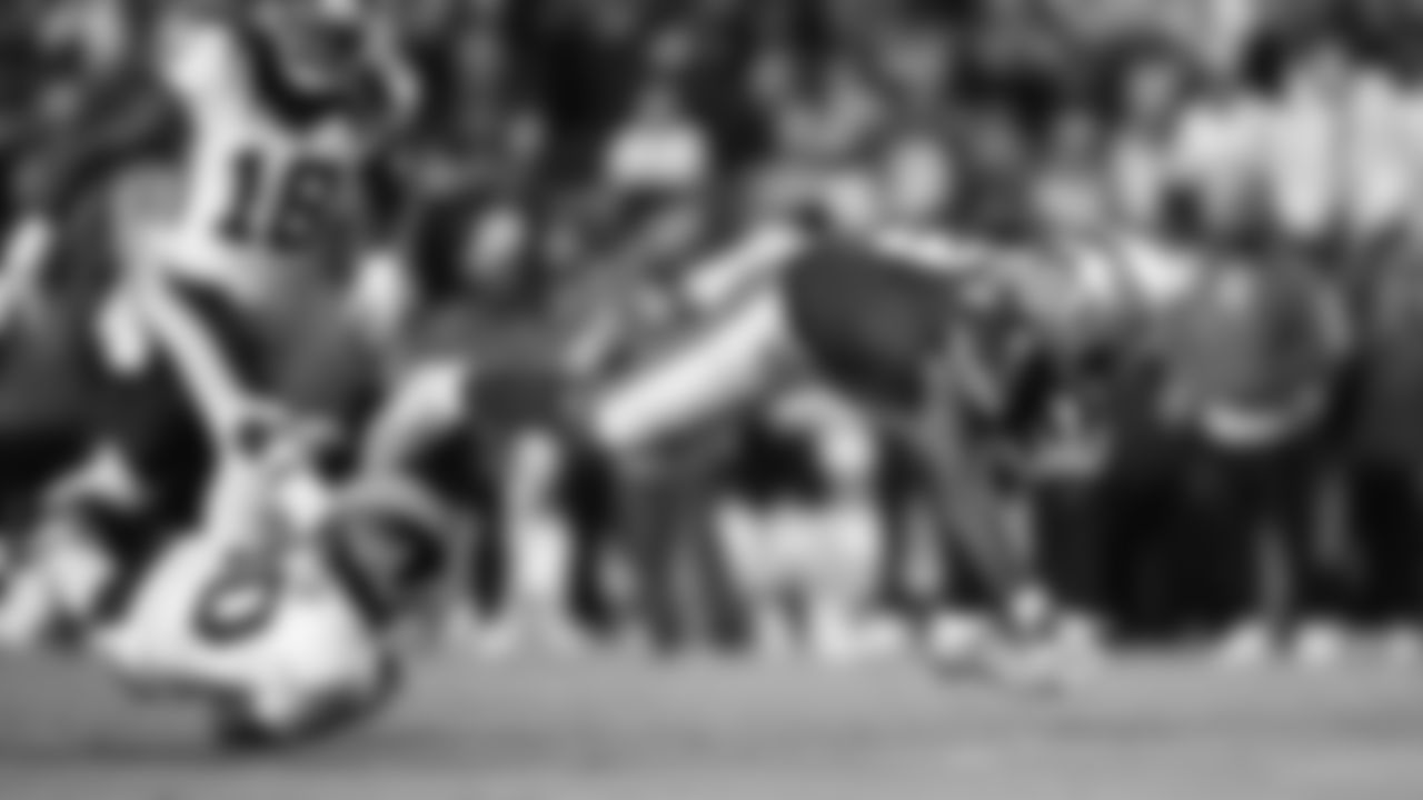 Seattle Seahawks at Washington Commanders for a week 9 throwback matchup on Nov 2, 2025