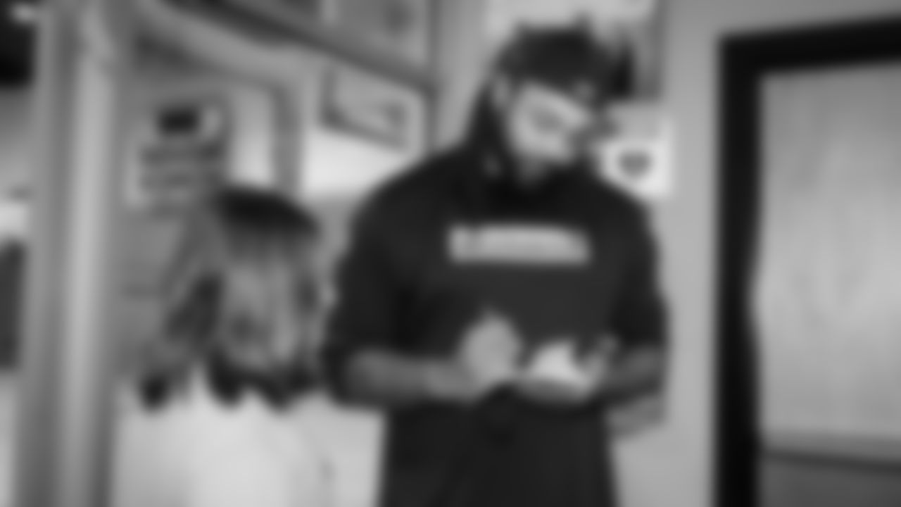 The Game Changers Program celebrated the completion of the program with a night of fun and games with Seahawks Legend Garry Gilliam on November 7, 2025.