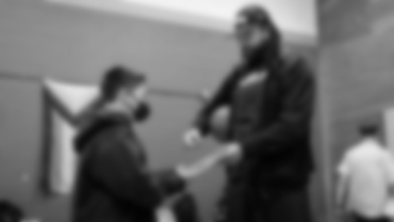 The Game Changers Program celebrated the completion of the program with a night of fun and games with Seahawks Legend Garry Gilliam on November 7, 2025.