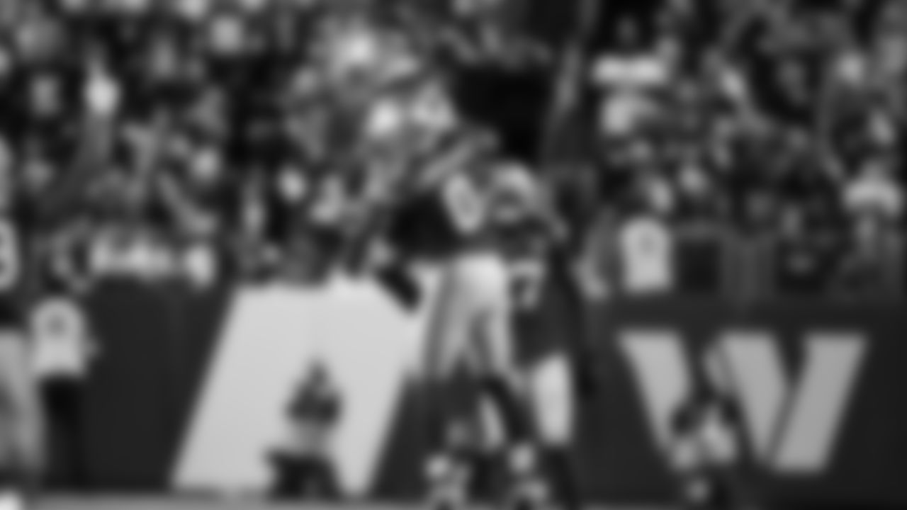 Seattle Seahawks at Washington Commanders for a week 9 throwback matchup on Nov 2, 2025