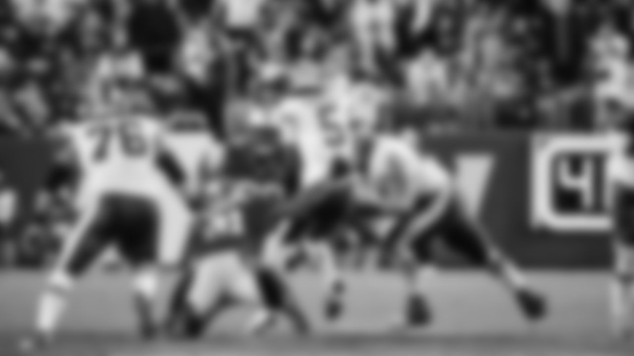 Seattle Seahawks at Washington Commanders for a week 9 throwback matchup on Nov 2, 2025