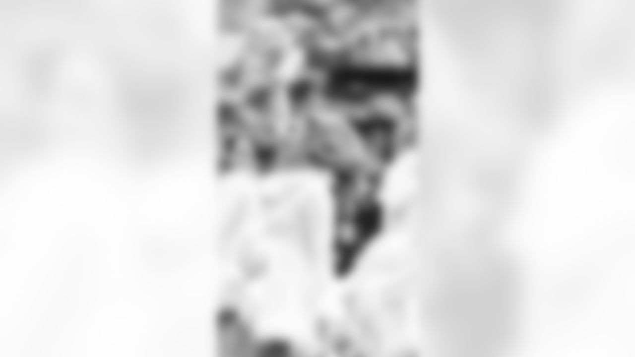 Seahawks Dancers in Week 15 on December 14th, 2025