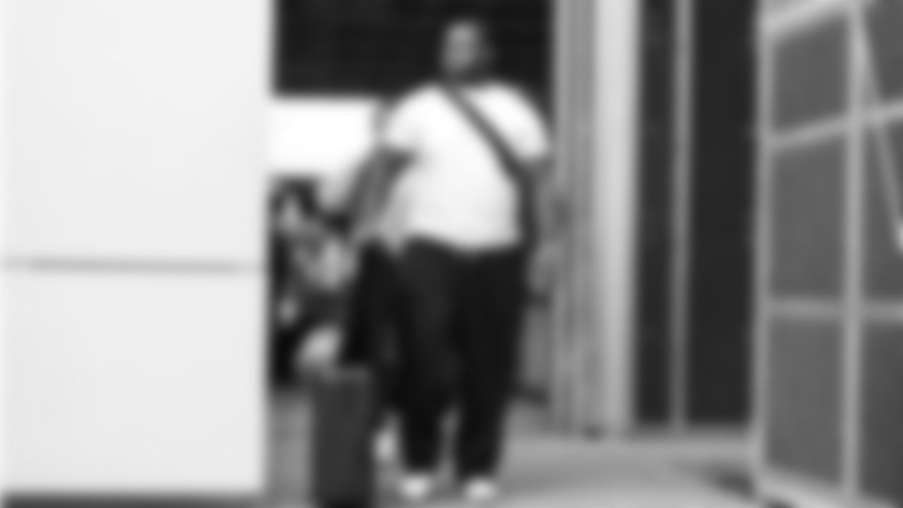 Seahawks defensive tackle Jarran Reed (90) departed the team hotel for the Week 18 matchup vs. the 49ers at Levi's Stadium.