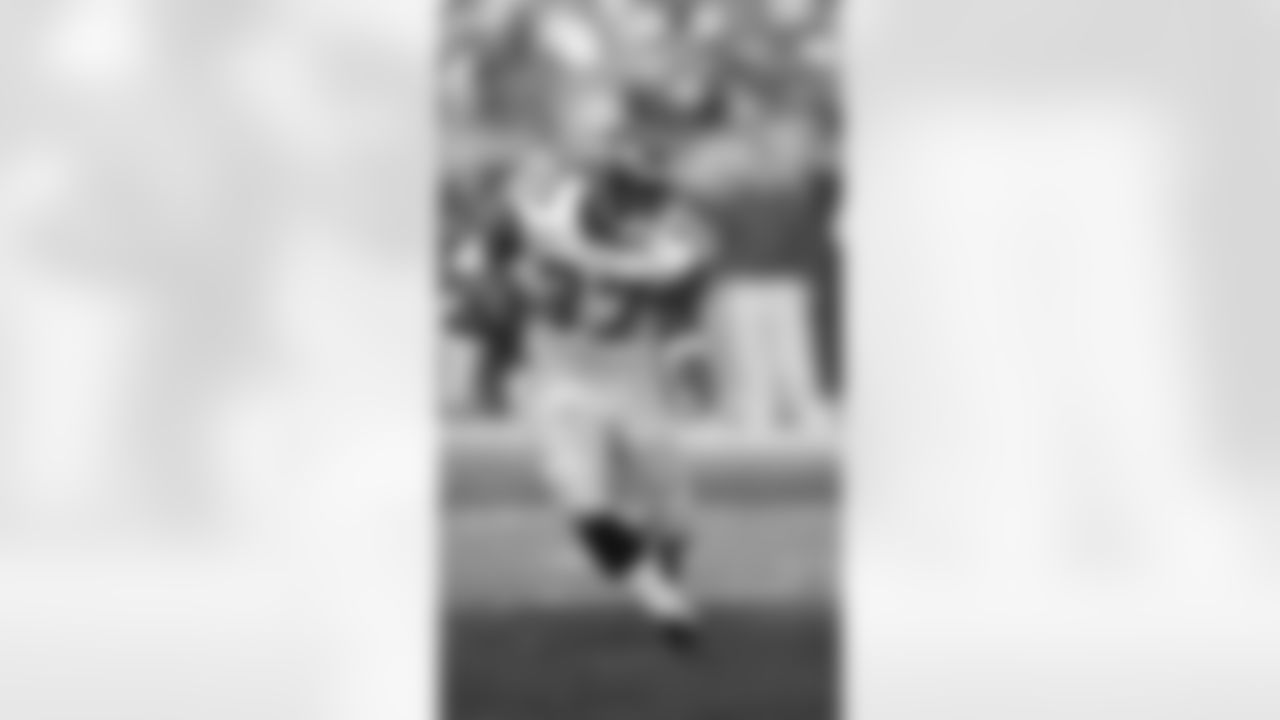 RB Shaun Alexander 2000-2007