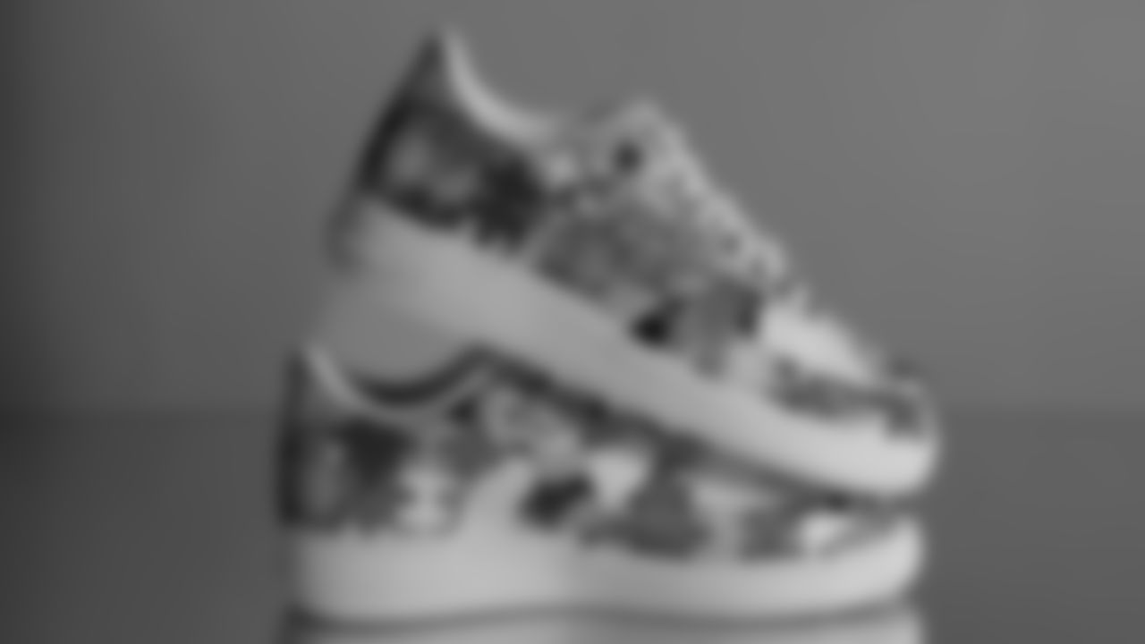 Run Game Specialist/Assistant Offensive Line Coach Justin Outten - Autism Speaks