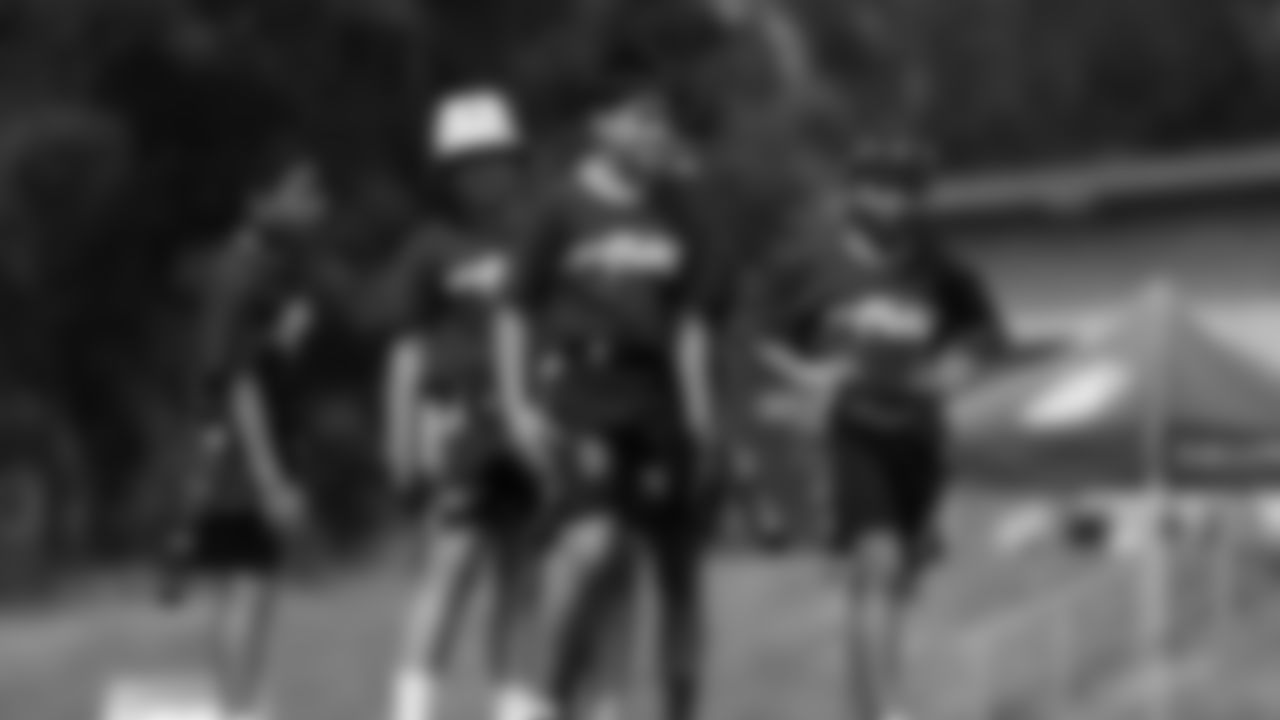 The Seahawks hosted a Seahawks Flag Football camp in Sydney, Australia where local kids had the opportunity to compete alongside Seahawks Legend Cliff Avril.