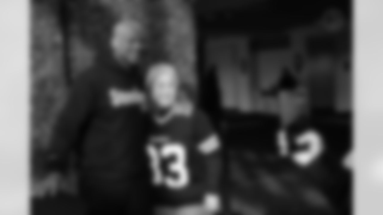 The Steelers welcomed fans from Mexico and Spain for an appreciation party prior to Monday night's game on Sunday, Dec. 14, 2025 in Pittsburgh, PA. (Emilee Fails / Pittsburgh Steelers)