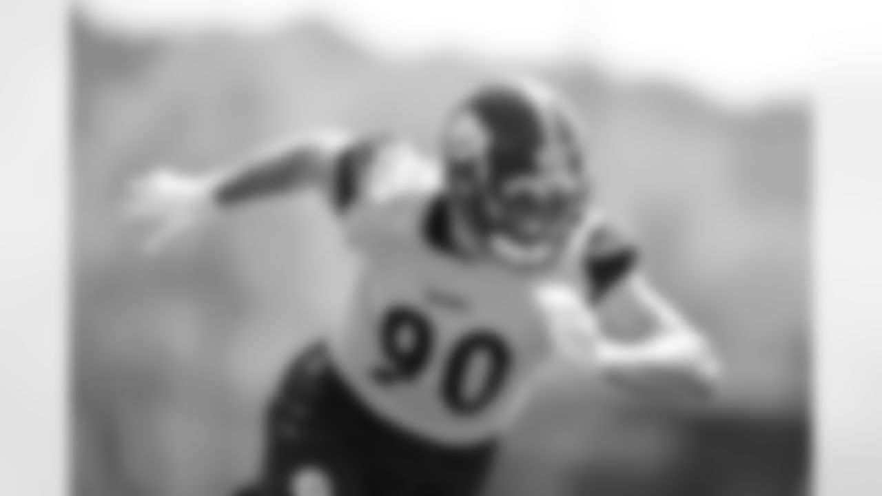 Pittsburgh Steelers linebacker T.J. Watt (90) during practice at the UPMC Rooney Sports Complex preparing for a Week 1 matchup against the Atlanta Falcons, Thursday, Sept. 5, 2024 in Pittsburgh, PA. (Karl Roser / Pittsburgh Steelers)