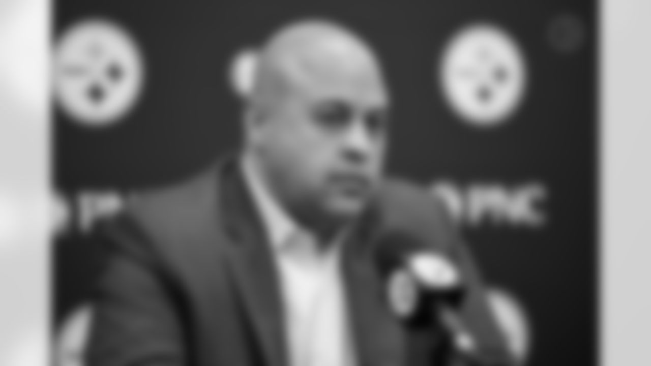 Pittsburgh Steelers head coach Mike Tomlin and Pittsburgh Steelers general manager Omar Khan speak at a press conference following the first-round selection during the NFL Draft at the UPMC Rooney Sports Complex on Thursday, April 24, 2025 in Pittsburgh, PA. (Karl Roser / Pittsburgh Steelers)