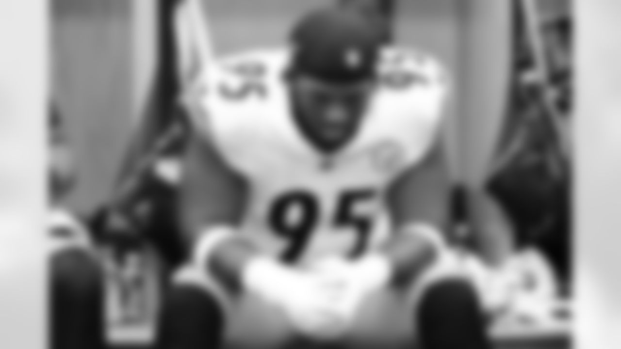 Pittsburgh Steelers defensive tackle Keeanu Benton (95) during a regular season game between the Pittsburgh Steelers and the Chicago Bears, Sunday, Nov. 23, 2025 in Chicago, IL. (Karl Roser / Pittsburgh Steelers)