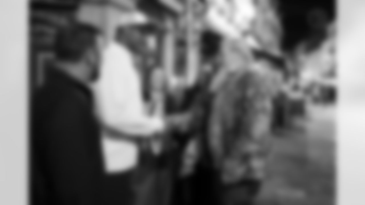 Pittsburgh Steelers legend Max Starks gives out Terrible Towels to locals on Tuesday, Sept. 23, 2025 in Galway, Ireland. (Brendan Moran / Pittsburgh Steelers)