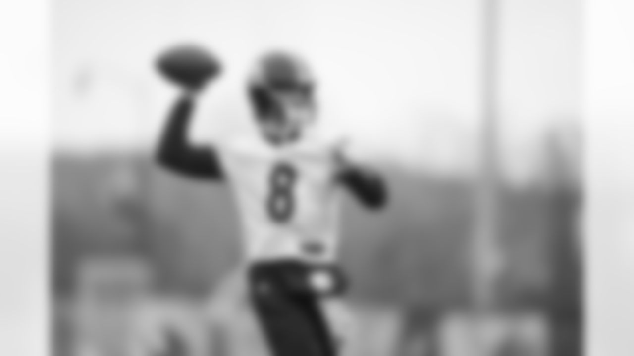 Pittsburgh Steelers quarterback Kenny Pickett (8) during practice at the UPMC Rooney Sports Complex preparing for a Week 13 matchup against the Arizona Cardinals, Wednesday, Nov. 29, 2023 in Pittsburgh, PA. (Karl Roser / Pittsburgh Steelers)